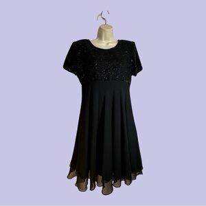 Sparkly Beaded Cocktail Dress High Waist Layered Ruffled Hem Black Medium